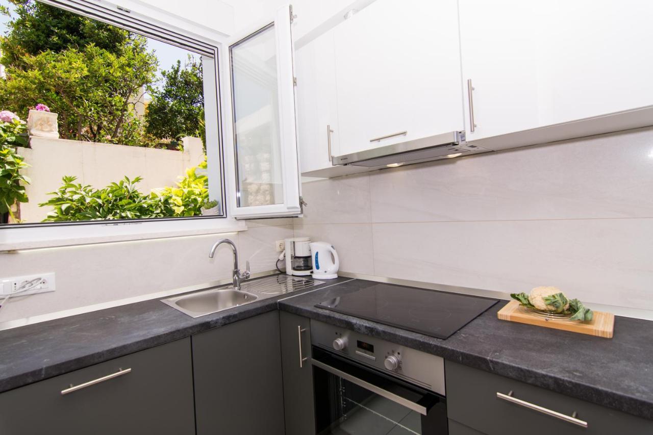 Apartmani Mlacic Donji Okrug  Kültér fotó